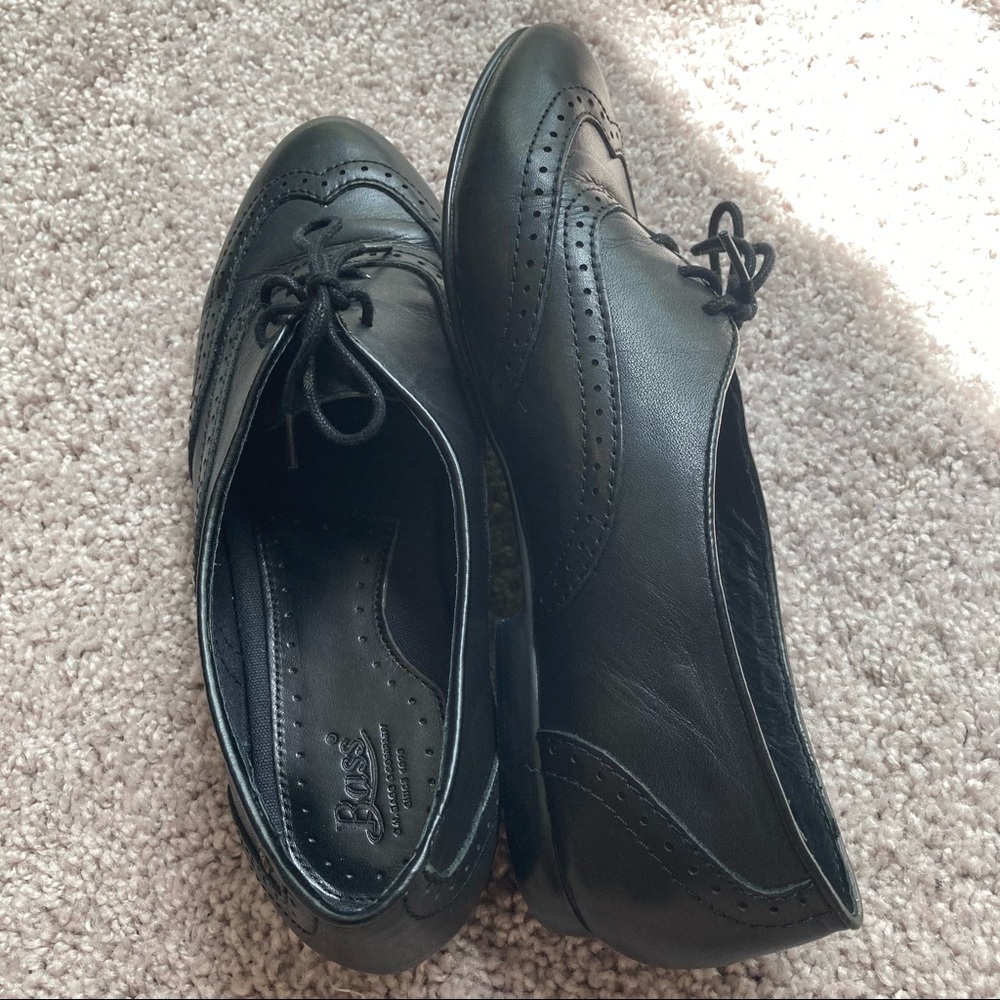 Bass Women’s Black Joyce Oxfords Sz 8 Low Vamp